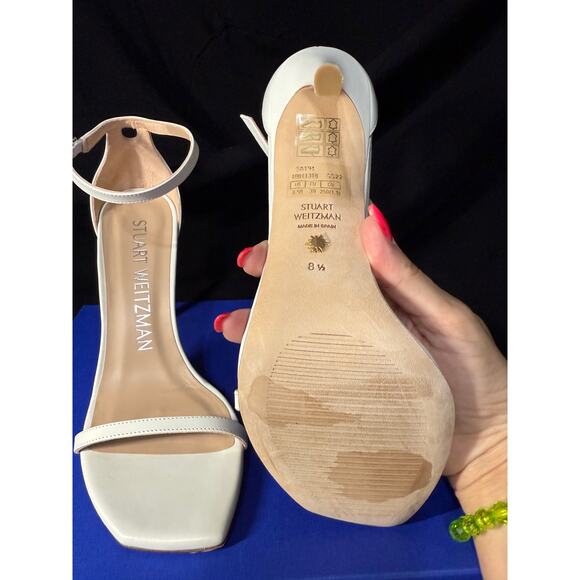$495 MSRP - Stuart Weitzman Antique White Ankle Strap Sandal - Sz 38 - NWB - Picture 4 of 8